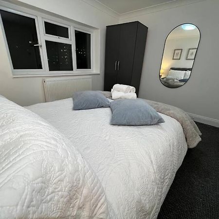 Modern & Stylish Haven In Heart Of London Apartment ภายนอก รูปภาพ