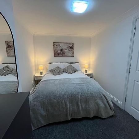 Modern & Stylish Haven In Heart Of London Apartment ภายนอก รูปภาพ